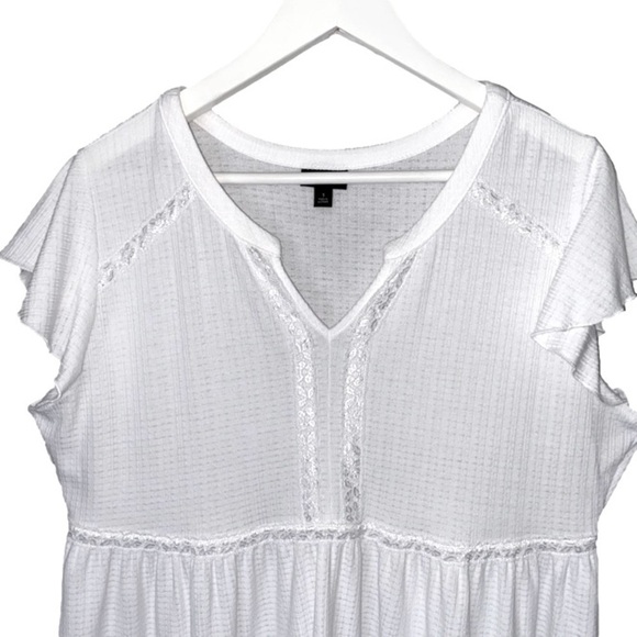 TORRID Babydoll Knit Top Short Sleeve Notch Neck Lace Trim White Women Plus SZ 1 - Picture 6 of 14